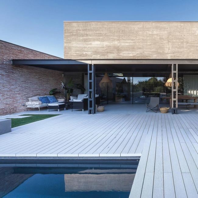 Climatic Pergola Israel